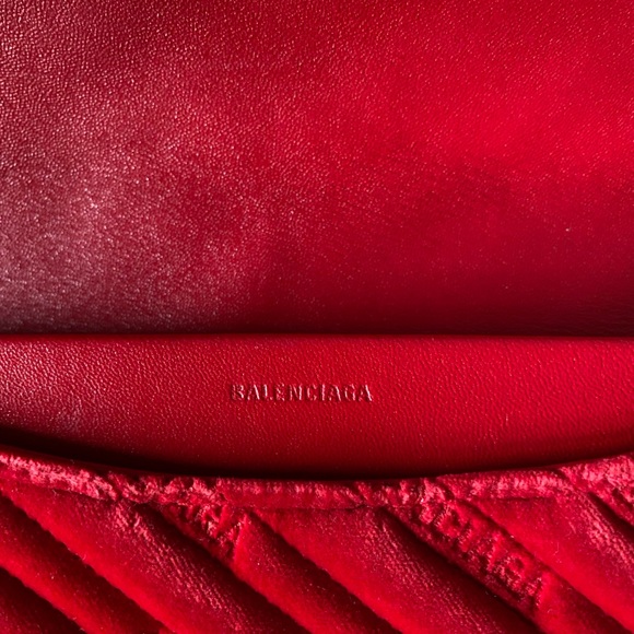 Balenciaga red velvet - Picture 5 of 9